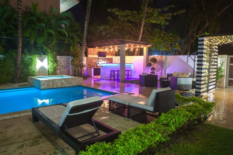 Chateau Del Mar