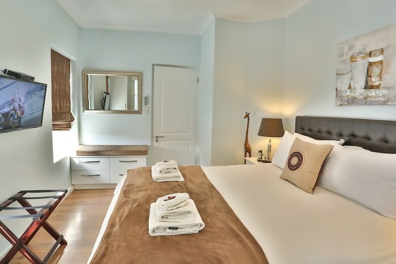 Hotel Abington Manor - Fish Hoek Guesthouse