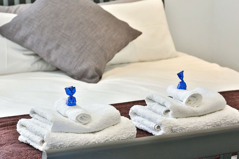 Hotel Abington Manor - Fish Hoek Guesthouse