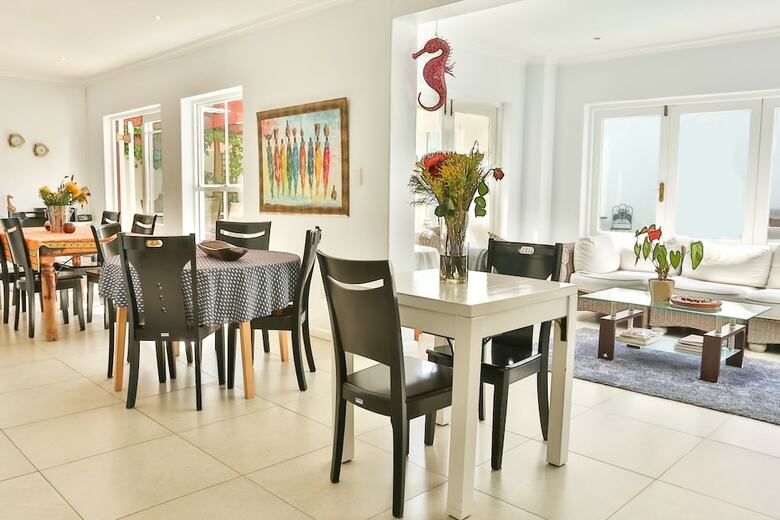 Hotel Abington Manor - Fish Hoek Guesthouse