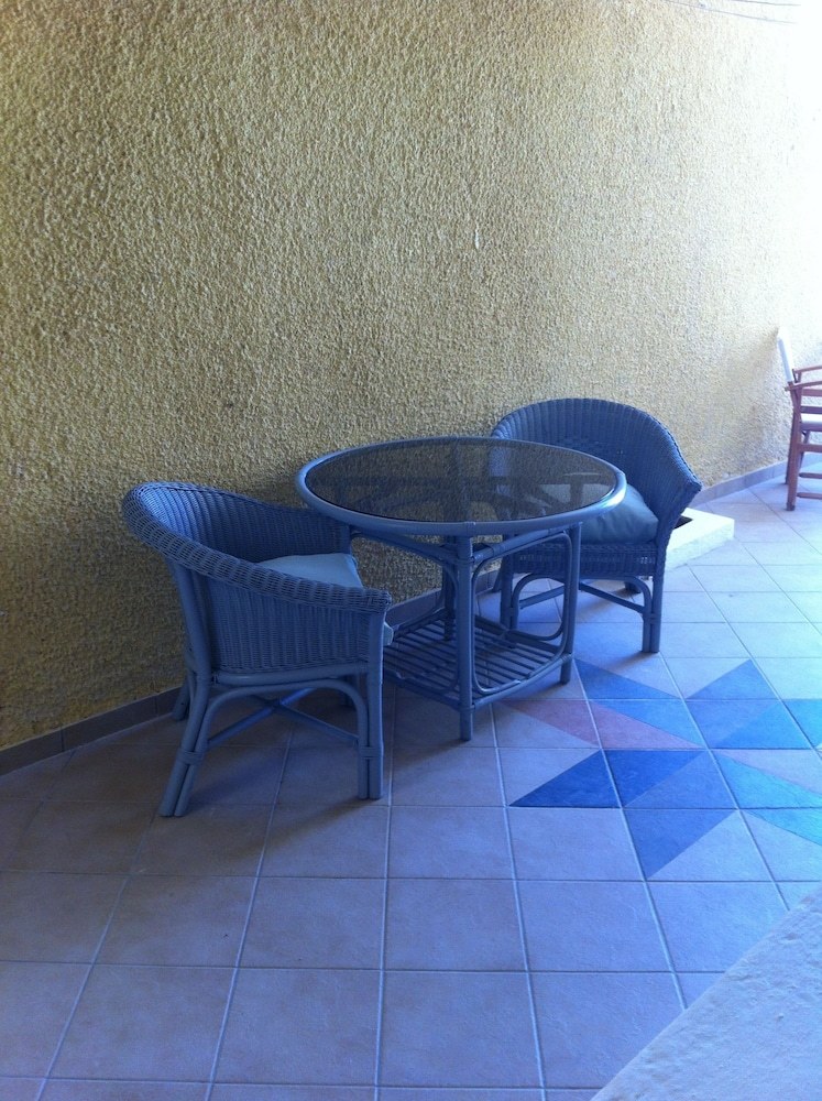 Nostos Beach Hotel