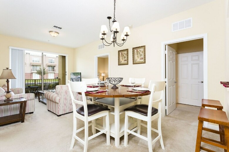 Vista Cay Resort By Intteli Fun Rentals