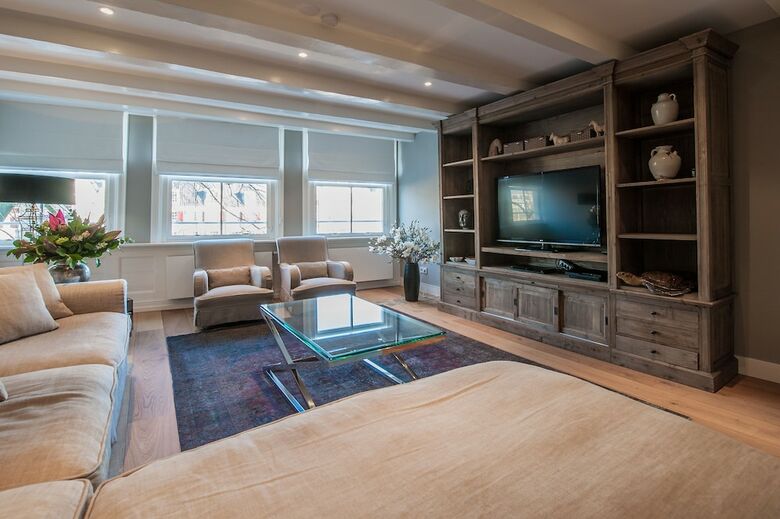 Short Stay Group The Grand Singel Luxury Serviced Apartments