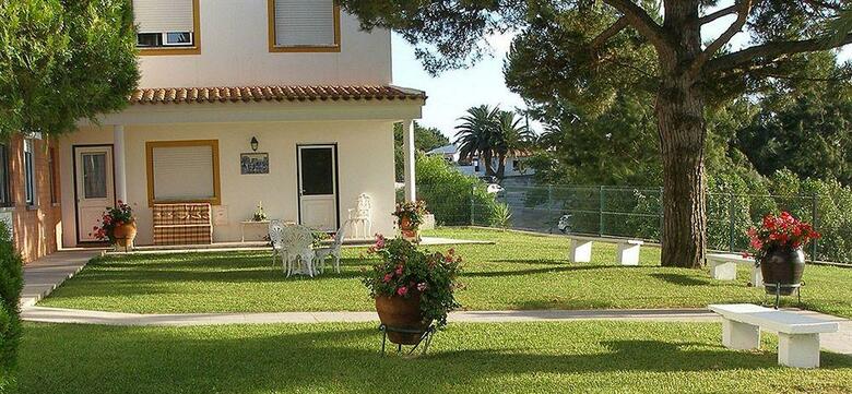 Hotel Louro
