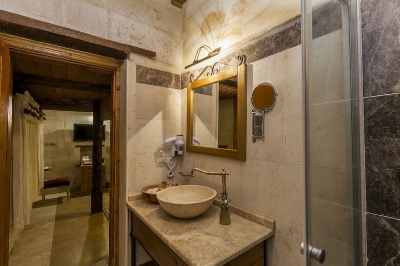 Mithra Cave Hotel - Special Class