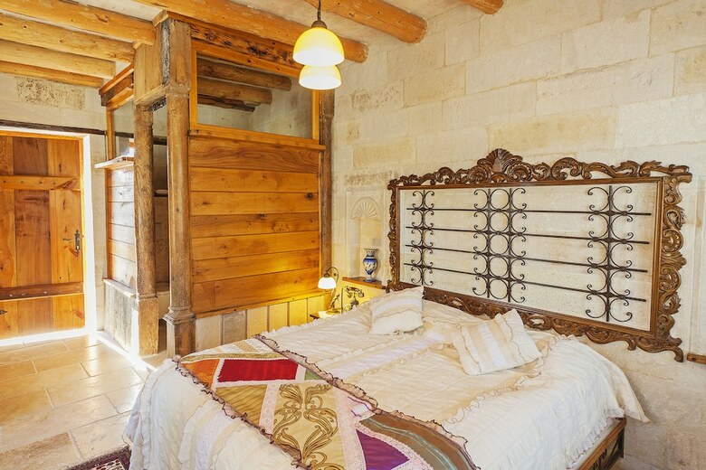Mithra Cave Hotel - Special Class