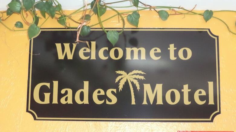 Glades Motel