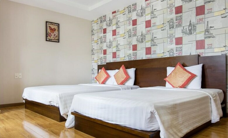 Little Brick Saigon Hotel