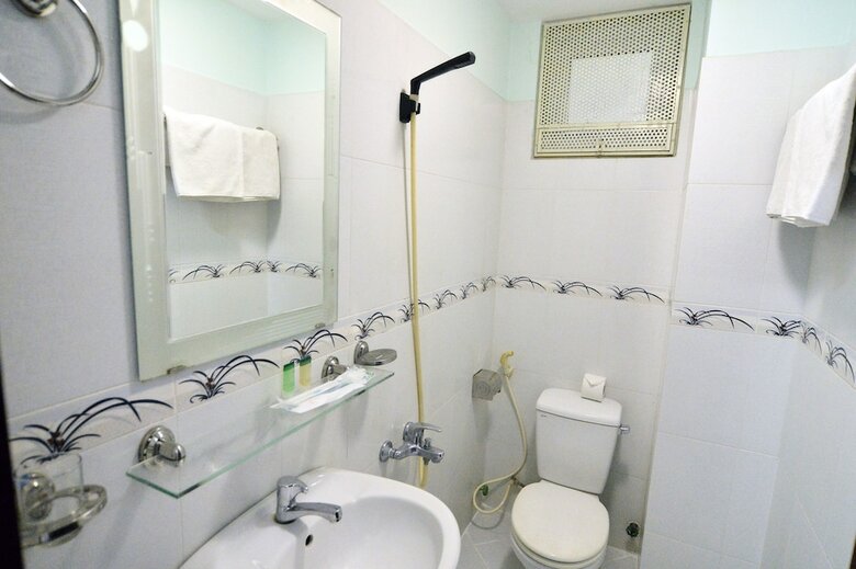 Lamenda Saigon Hotel