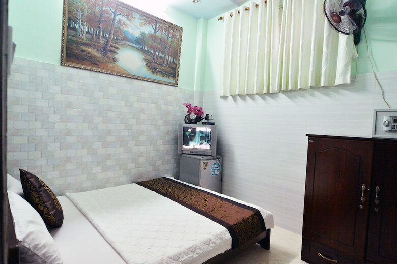 Lamenda Saigon Hotel