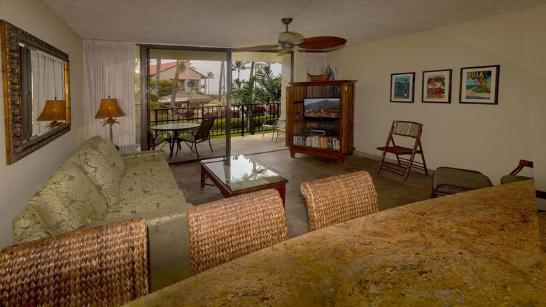 Luana Kai Resort