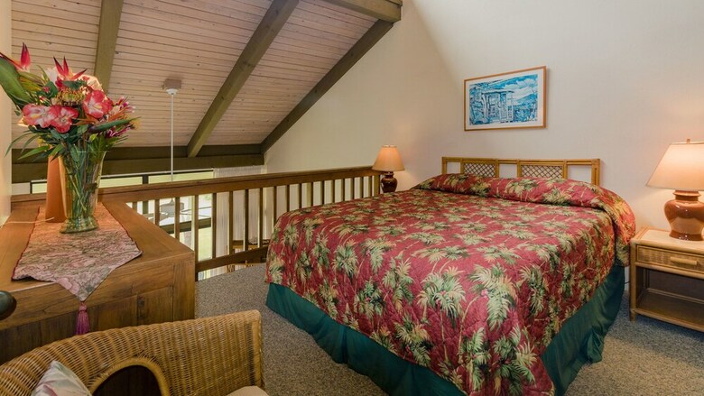 Luana Kai Resort