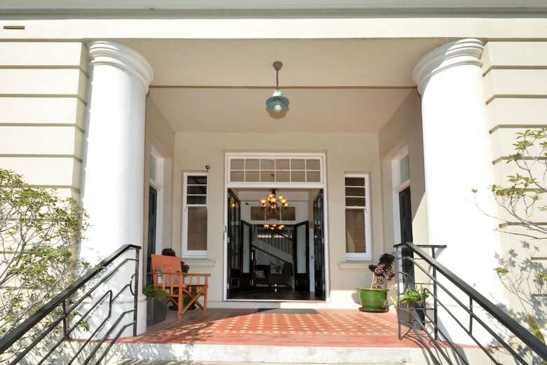 Hotel Majestic Mansions - Apartments At St Clair
