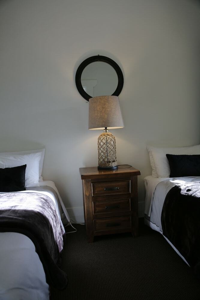 Hotel Majestic Mansions - Apartments At St Clair