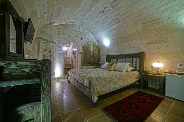 Aski Derun Hotel