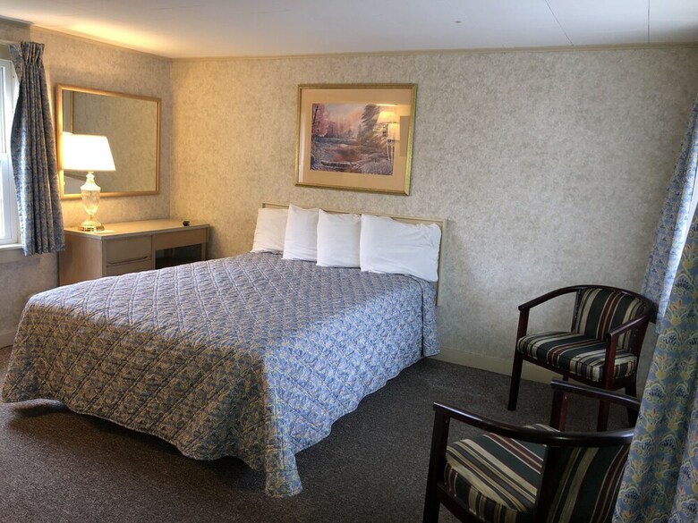Hotel School House Inn