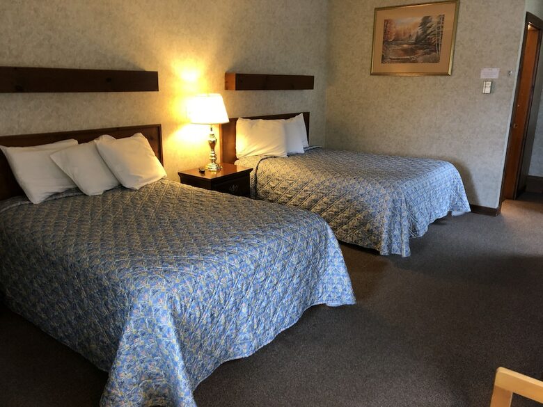 Hotel School House Inn