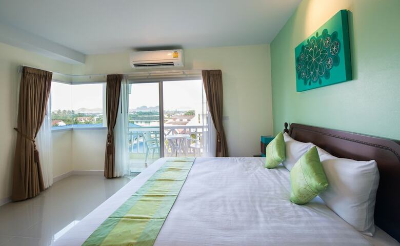 Hotel Krabi Front Bay Resort