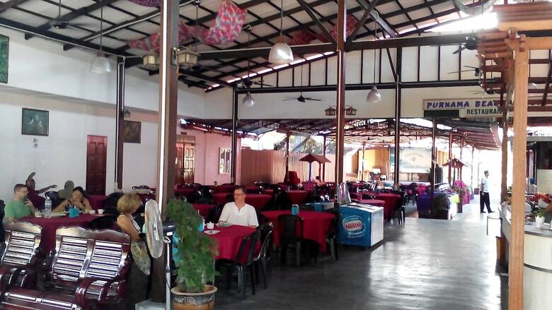Hotel Purnama Beach Resort
