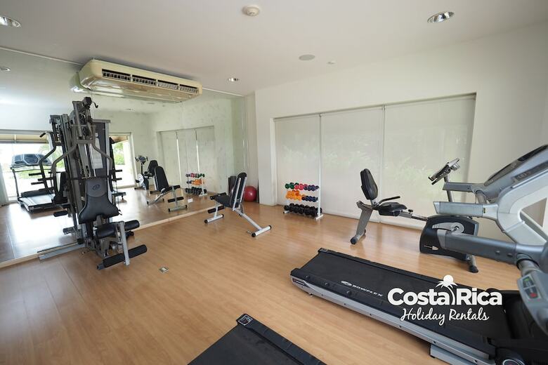 Acqua Residences