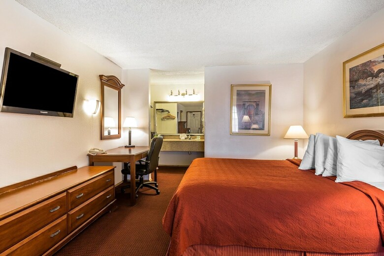 Motel Quality Inn Near Fort Hunter Liggett