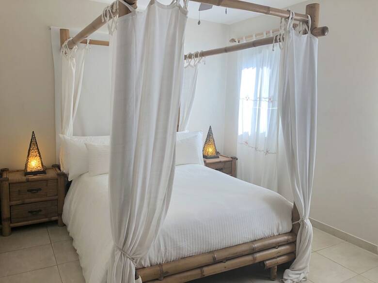 Villa Los Corales Tropical Beach Resort & Spa