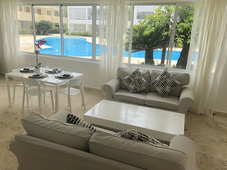Villa Los Corales Tropical Beach Resort & Spa