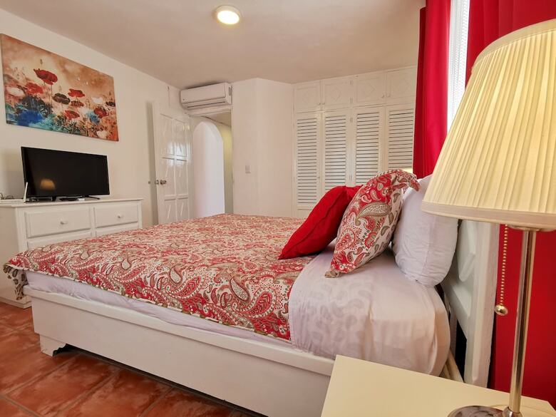 Villa Los Corales Tropical Beach Resort & Spa
