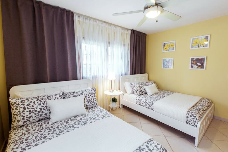 Villa Los Corales Tropical Beach Resort & Spa