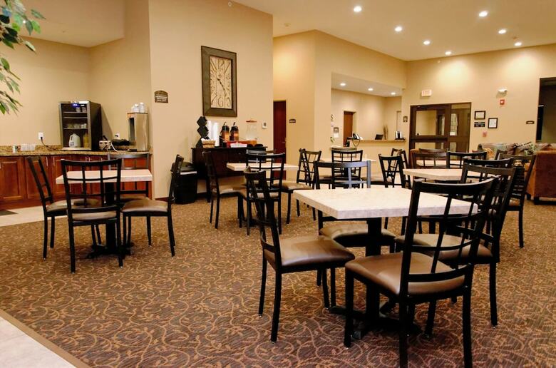 Hotel Cobblestone Inn & Suites - Fort Madison