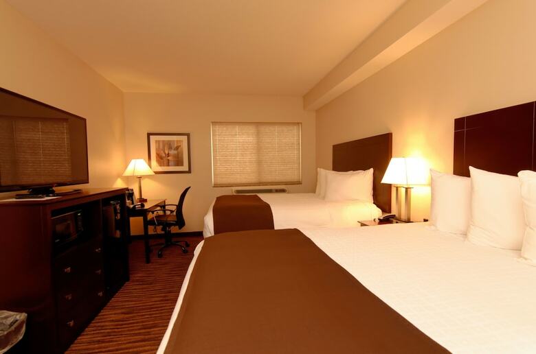 Hotel Cobblestone Inn & Suites - Fort Madison