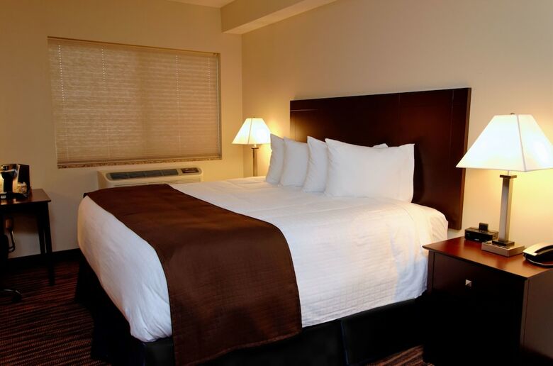 Hotel Cobblestone Inn & Suites - Fort Madison