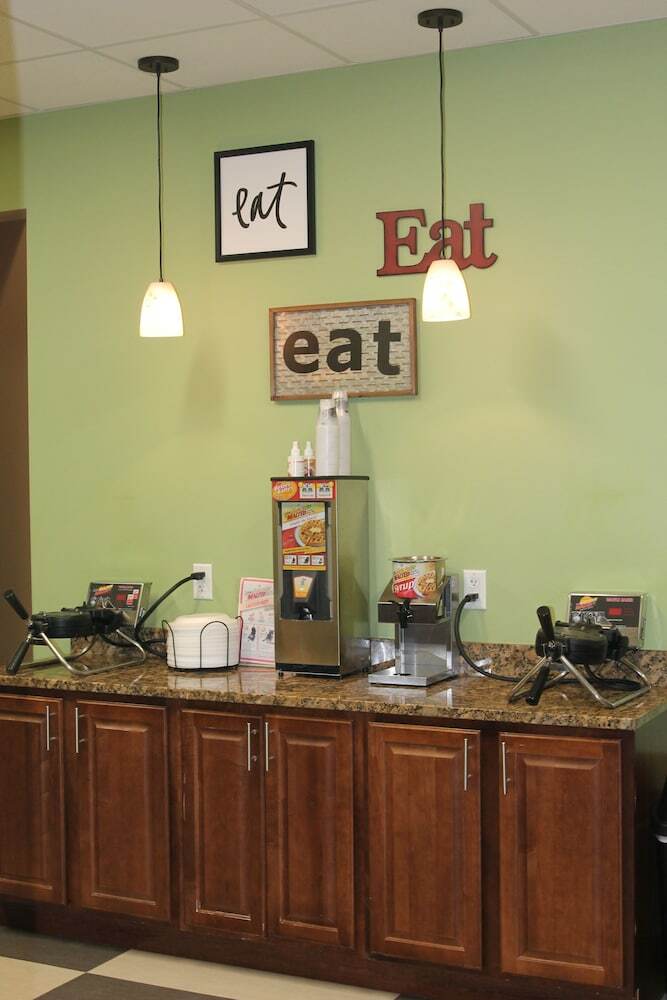 Hotel Cobblestone Inn & Suites - Fort Madison