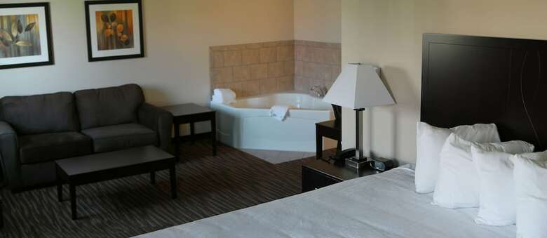 Hotel Cobblestone Inn & Suites - Fort Madison