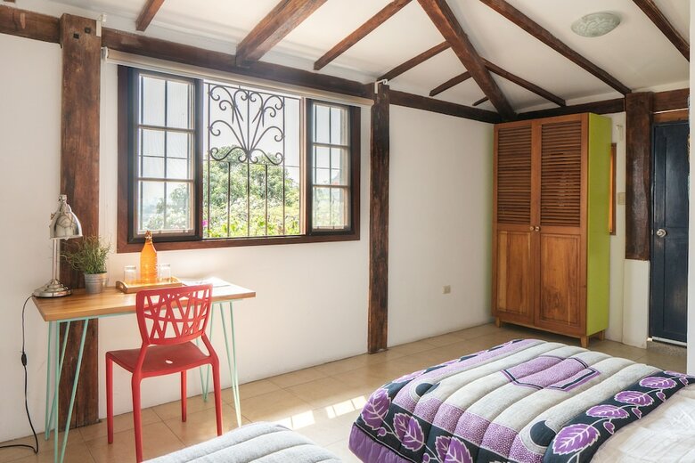 Iguanazu Bed & Breakfast