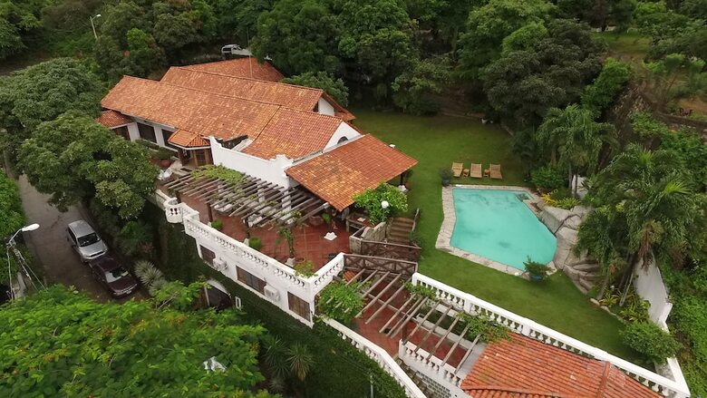 Iguanazu Bed & Breakfast