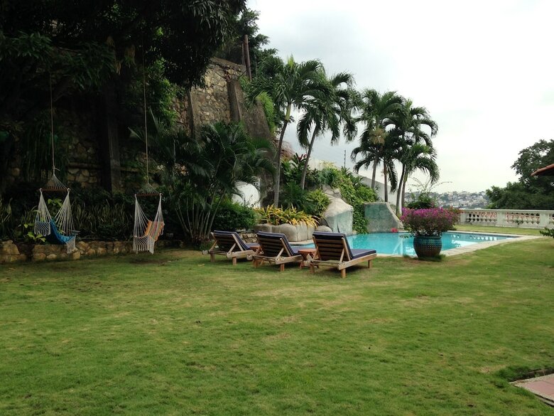 Iguanazu Bed & Breakfast