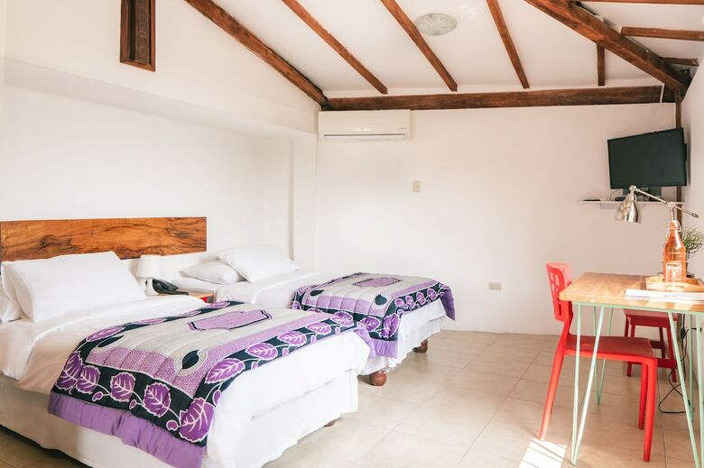 Iguanazu Bed & Breakfast