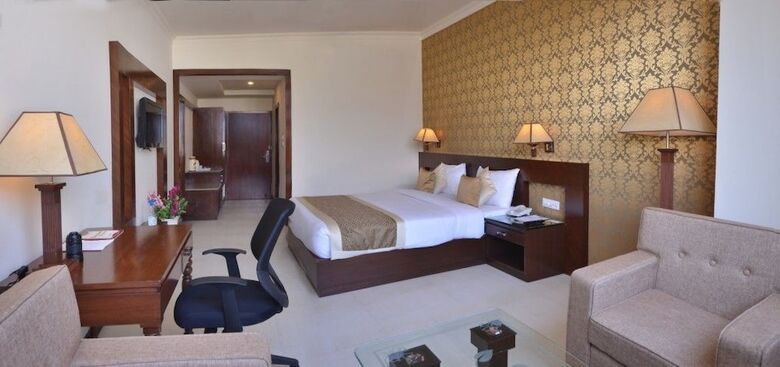 Devashish Hotel