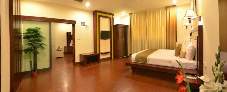 Devashish Hotel