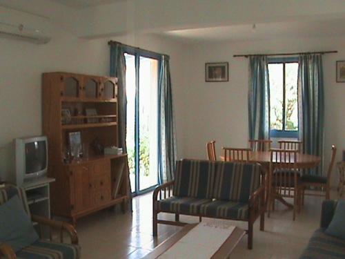 Akamas Villas - Villa Queen Evridiki