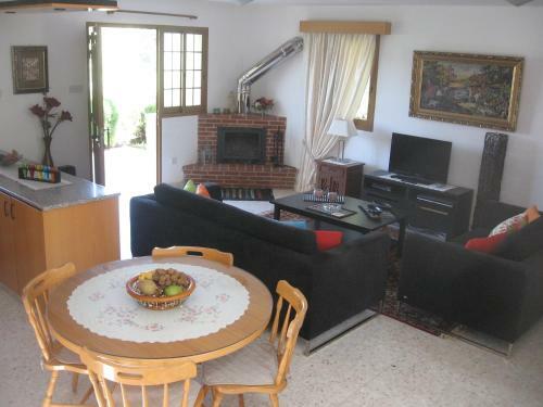 Zena Holiday Villa