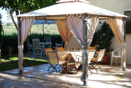 Zena Holiday Villa