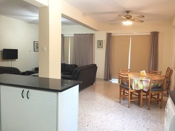 Himonas Apartments