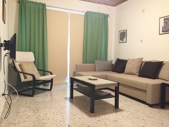 Himonas Apartments