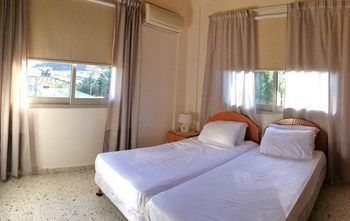 Himonas Apartments