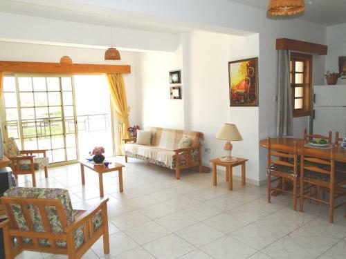 Ampelokipi Holiday Apartments