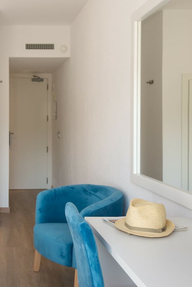 Blue Hotel Paradis Blau