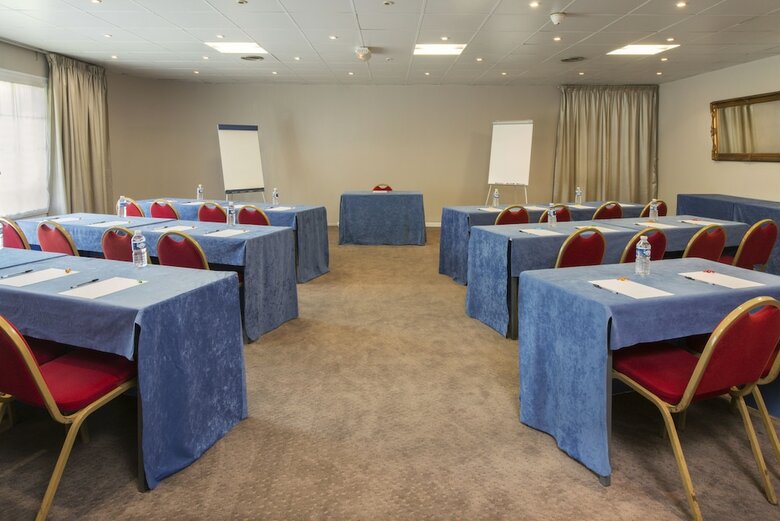 Hotel Espace L�onard de Vinci