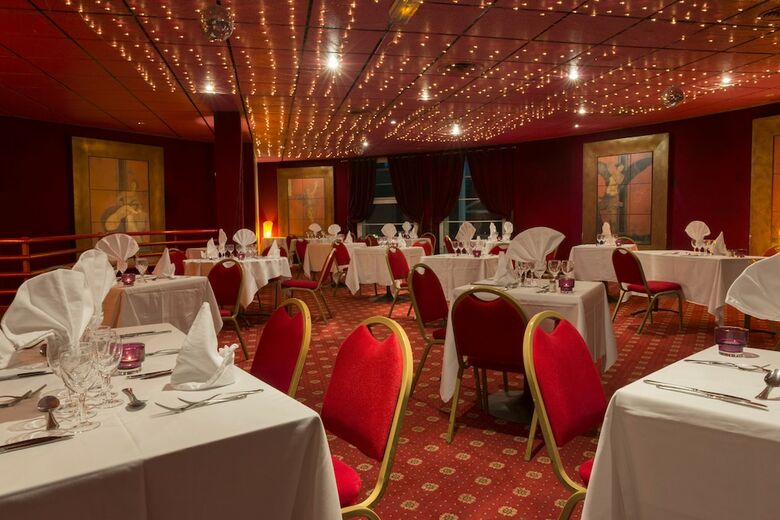 Hotel Espace L�onard de Vinci